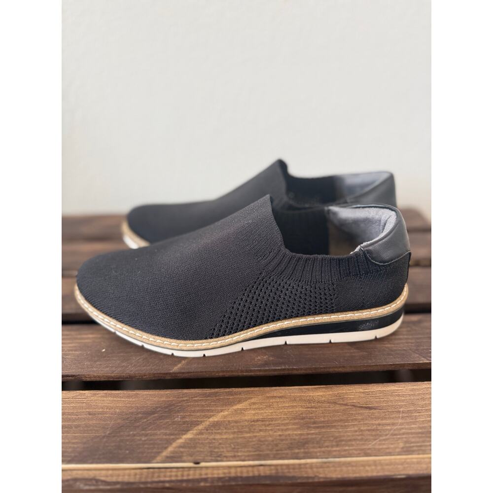 Me Too New Haze Slip-On Wedge Sneaker Black Knit Shoe Women’s Size 7 NWOT